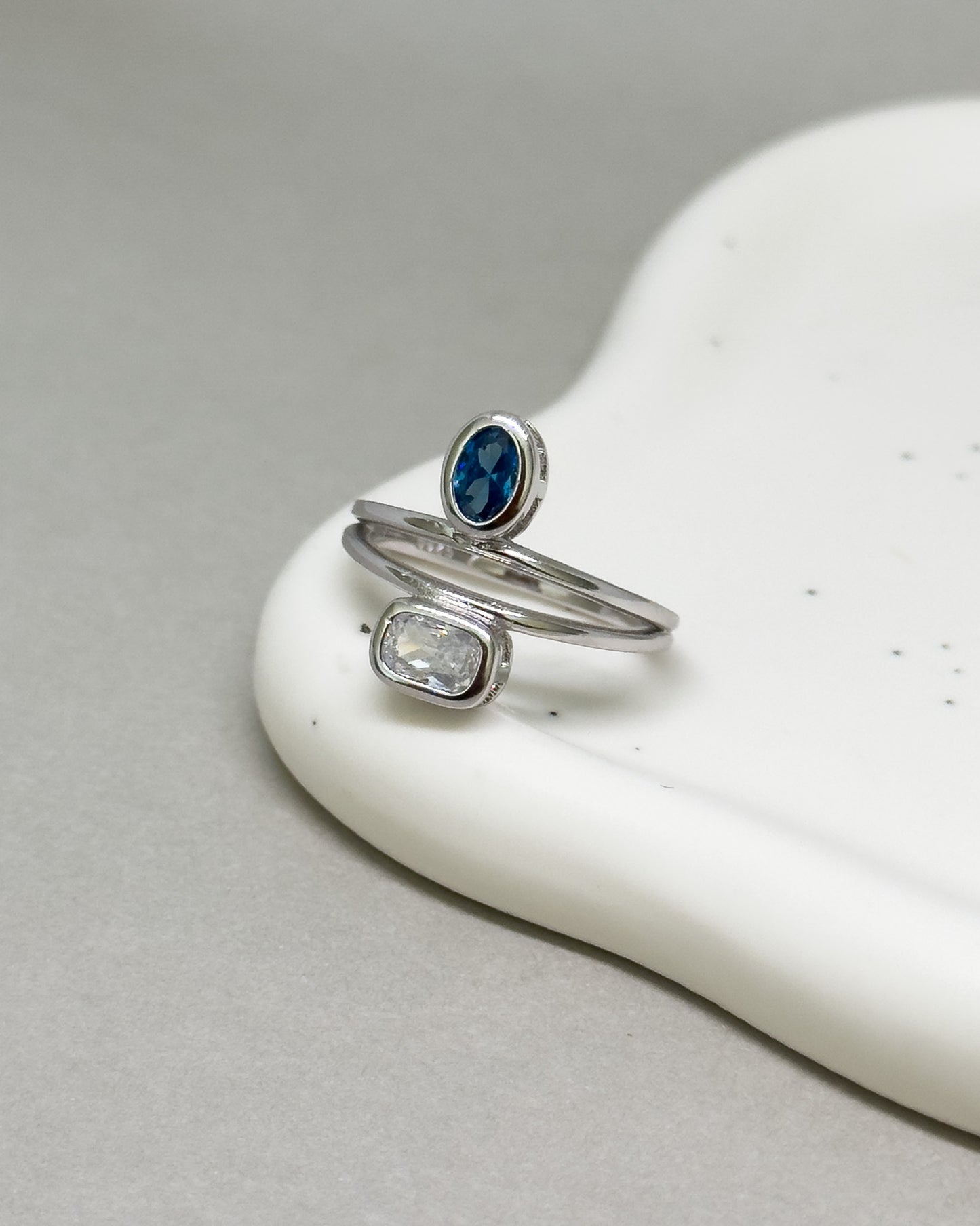 Winter-Halo Rhodium Plated Zircon Ring