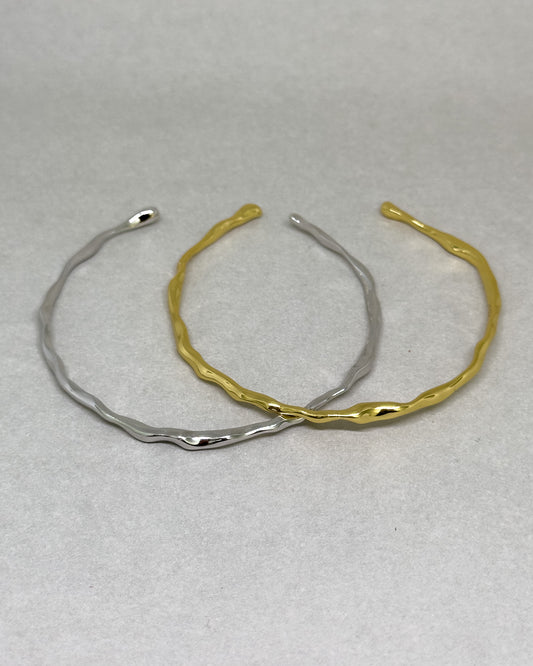 Ruga Small Textured Bangle