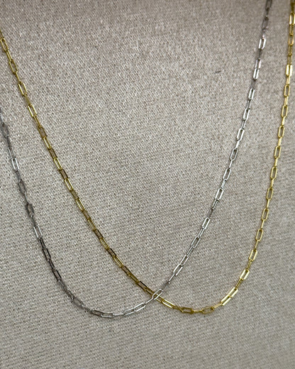 Clipt small link chain necklace