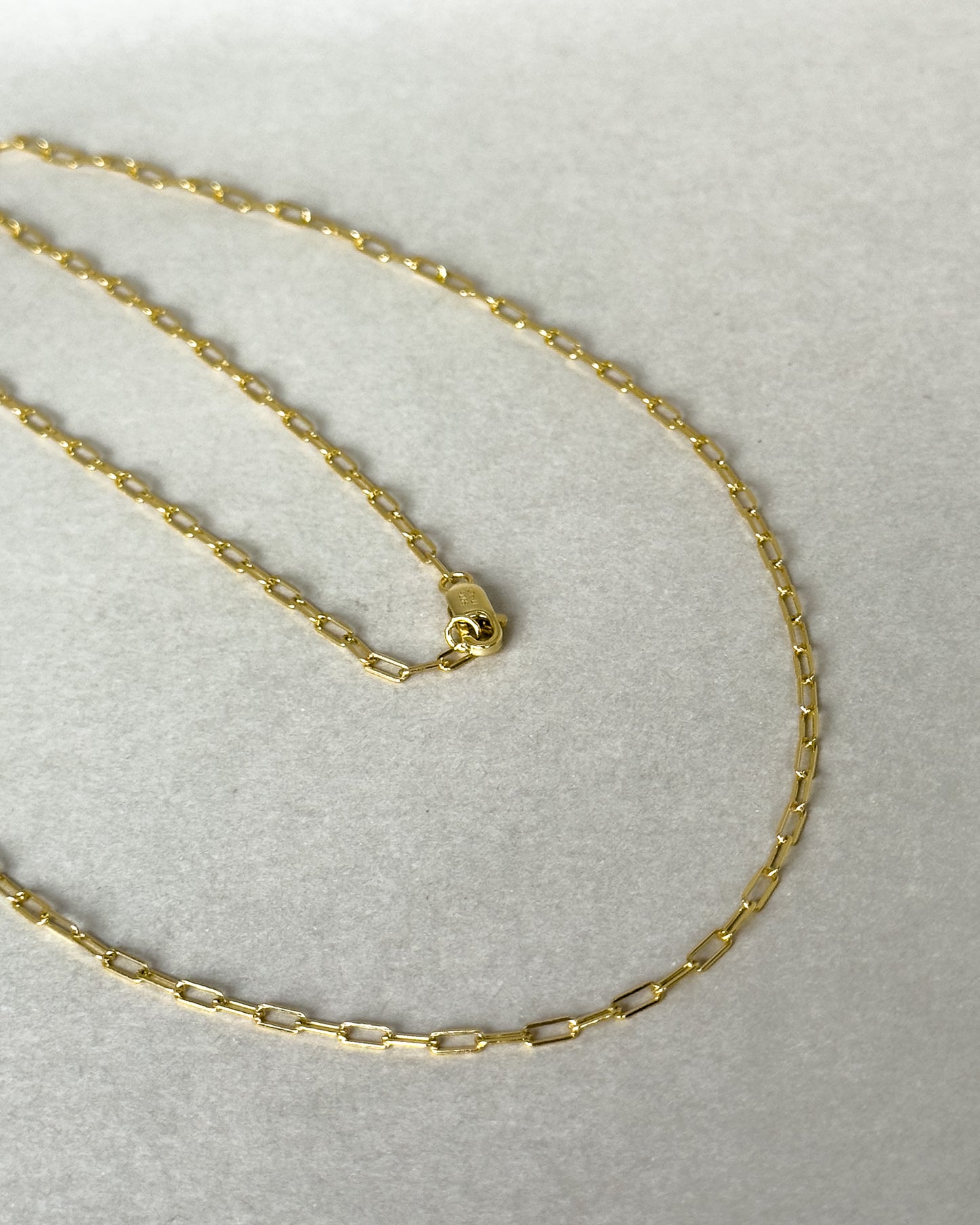 Clipt small link chain necklace