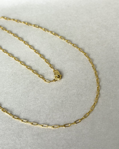 Clipt small link chain necklace