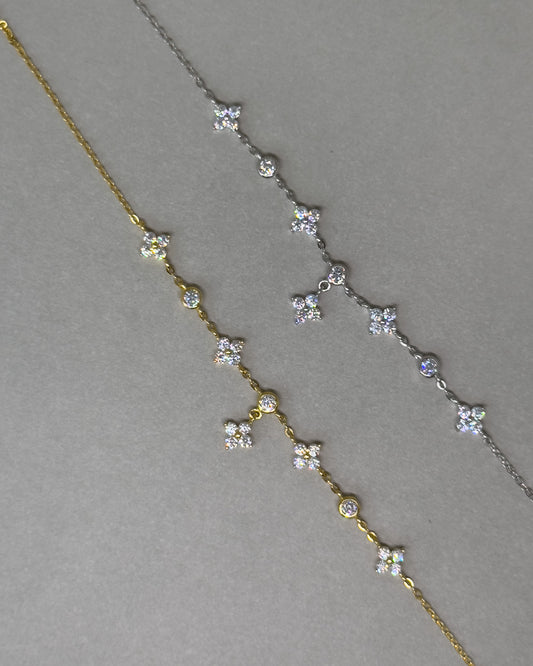 18K Gold Zircon Flower bracelet