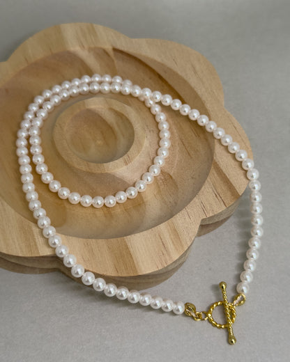 Pearl Star Front Closure Necklace