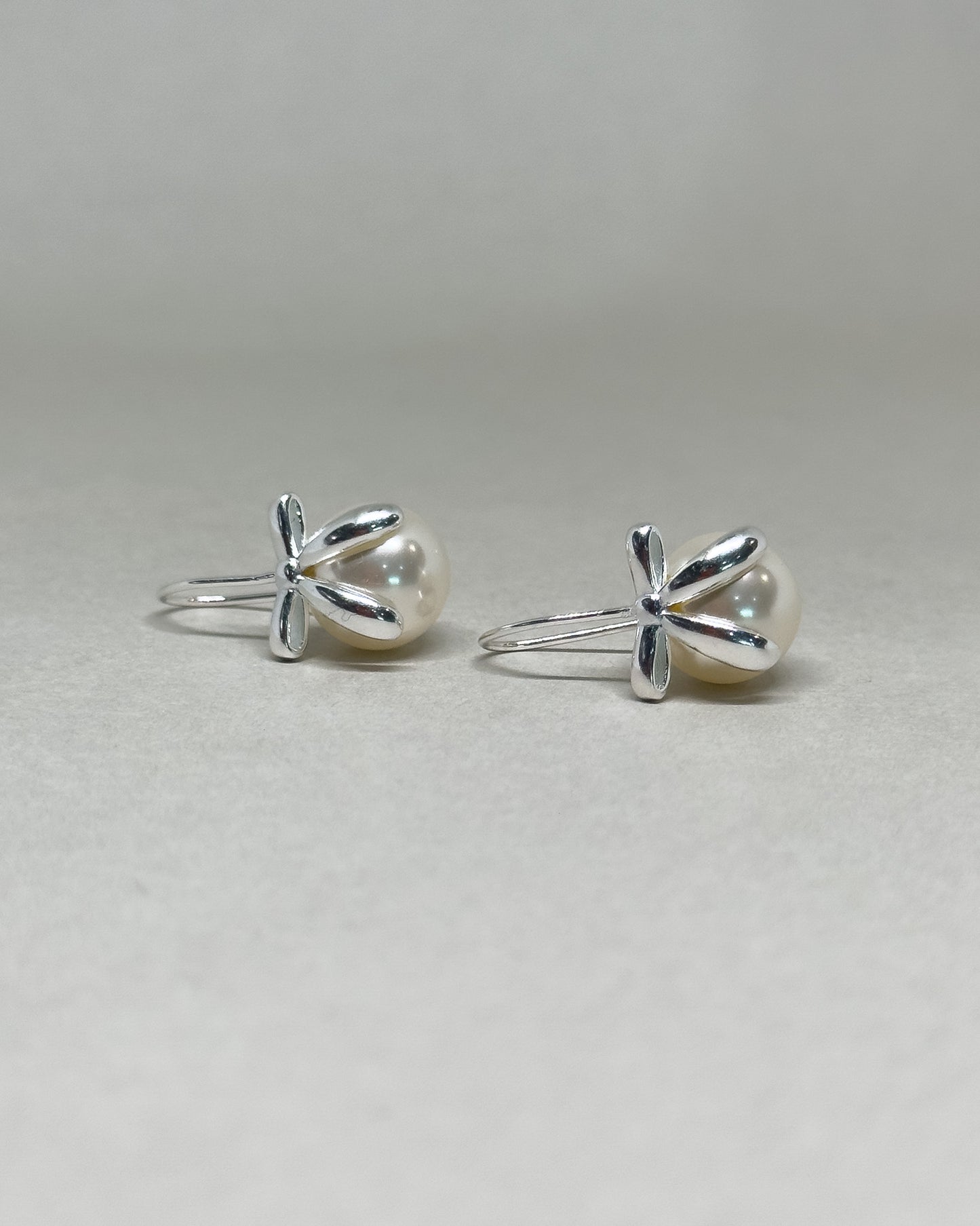 Ariel Bowknot Silver Earrings