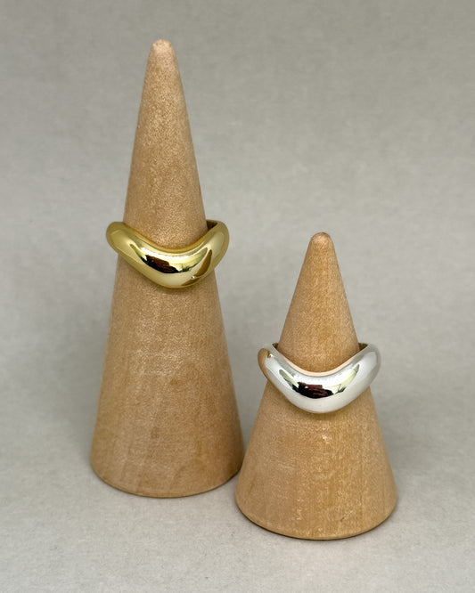 Amzi Curved Dome Ring
