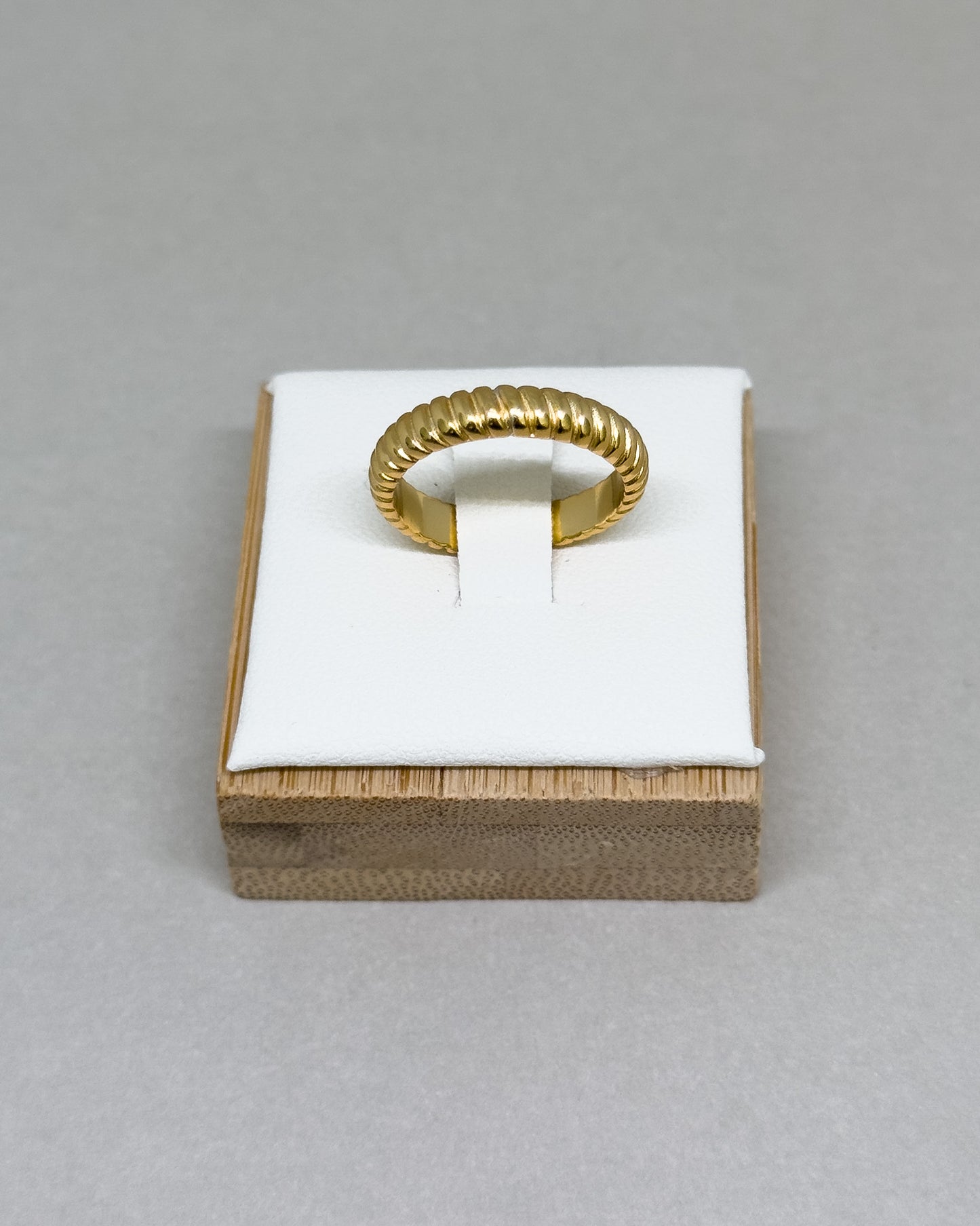 Elena Spiral Band Ring