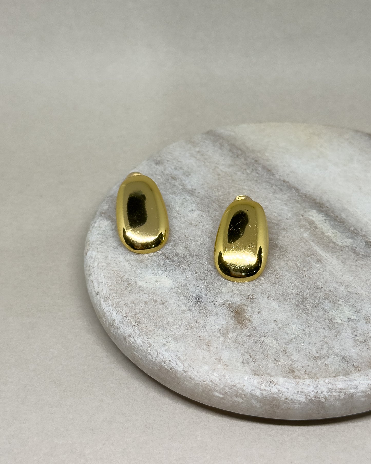 Oval Chunky Stud Earrings