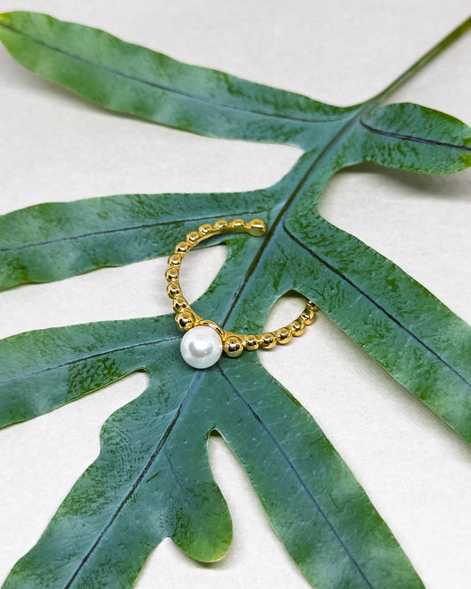 Mermaid Whisper 14K Gold Pearl Ring